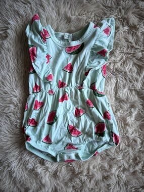 Kyte Baby Bubble Romper in Watermelon Size 0-3 mo